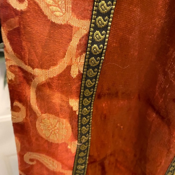 Beautiful Made in India Mixed Fabric Patchwork Reversible Scarf - Picture 9 of 12